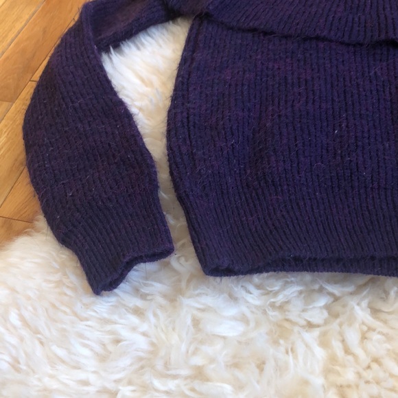 ANTHROPOLOGY KIMCHI BLUE Chrissy off-the-shoulder ruffle sweater. purple. XS. - Picture 7 of 13